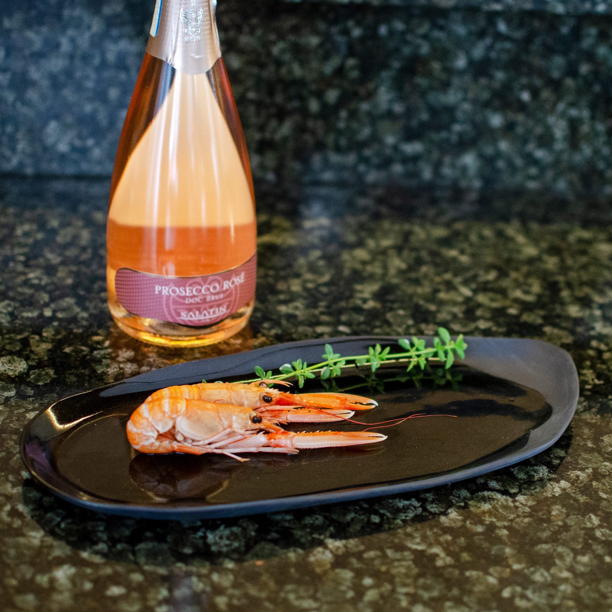 pop-the-cork-premium-gift-box pop the cork premium gift plate<br />